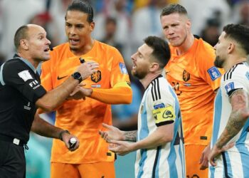 Mondial 2022 / Pays-Bas – Argentine : Déchaîné après la victoire, Lionel Messi pète un plomb en plein direct à la télé et dégomme ses adversaires (Vidéo)