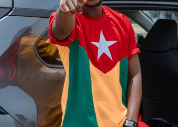 Santrinos Raphaël : L’artiste a posé ses valises sur le sol ivoirien pour le FEMUA (Photos)